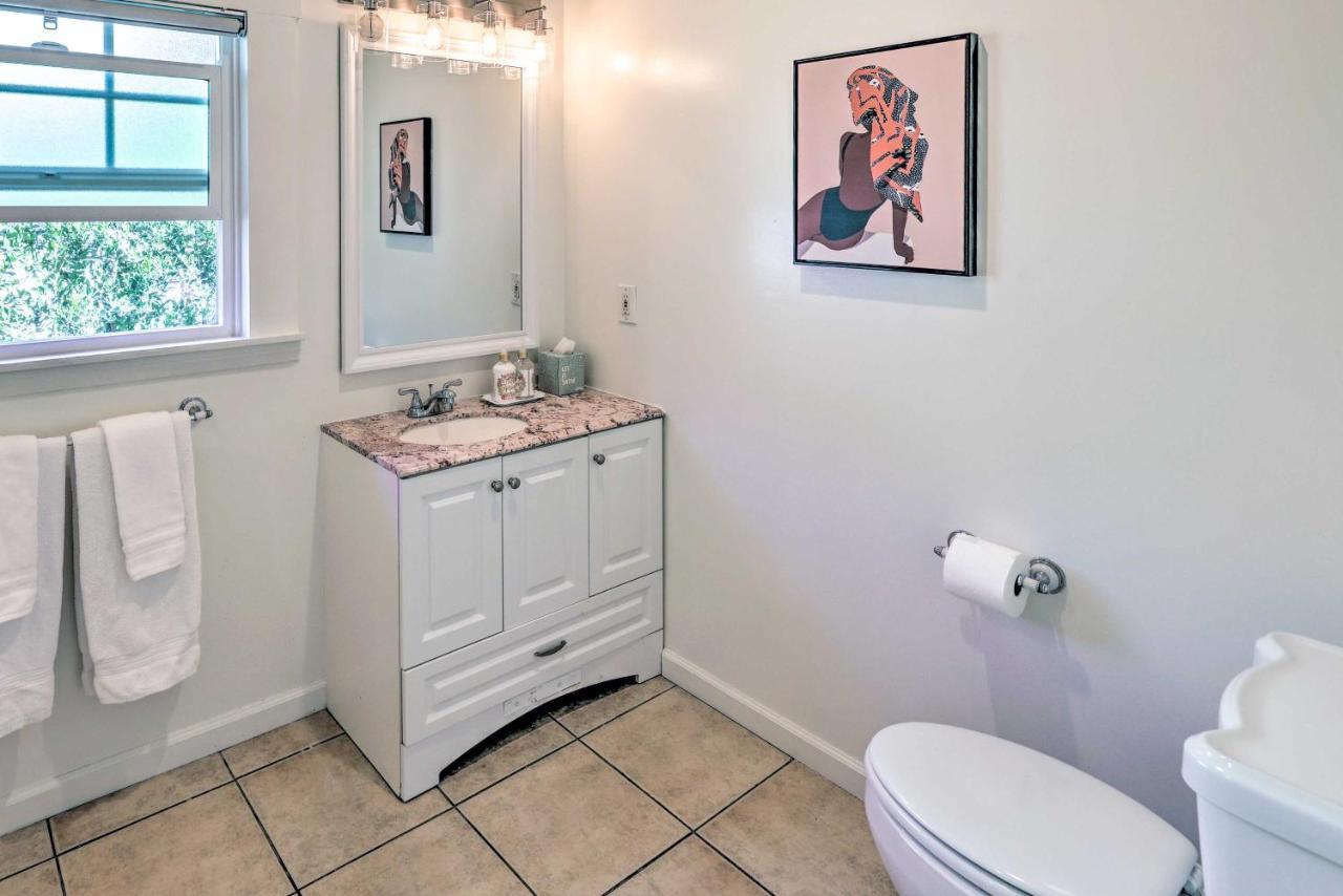 Hip And Prismatic La Gem With Curated Art Gallery Los Angeles Extérieur photo